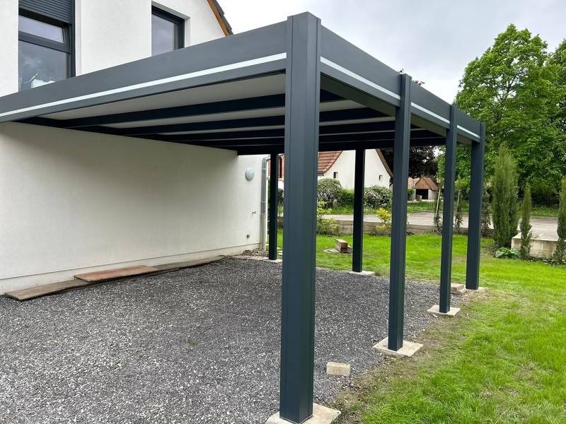 Abri de voiture en aluminium à Angers dans le Pays de la loire 