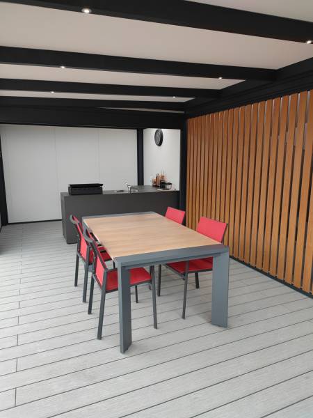 Vous souhaitez agrandir votre espace de vie en plein air avec l’installation d’un salon de jardin à Strassen ?