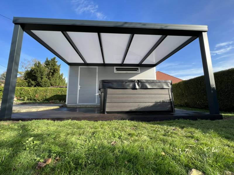 Installatioun vun Aluminium-Terrasseschutz zu Capellen am Lëtzebuerg