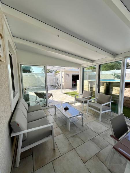 Abri de terrasse aluminium - Auvent sur mesure au Luxembourg