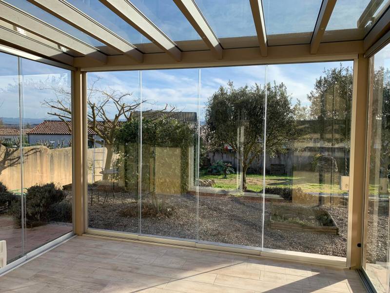 Installatioun vun Evolutiven, Modularen an  Mooßgeschneiderten Pergolen zu Lëtzebuerg