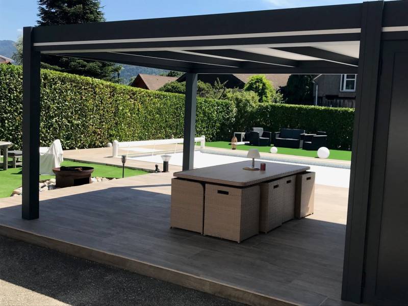 Pose de pool house en aluminium à Diekirch au Luxembourg