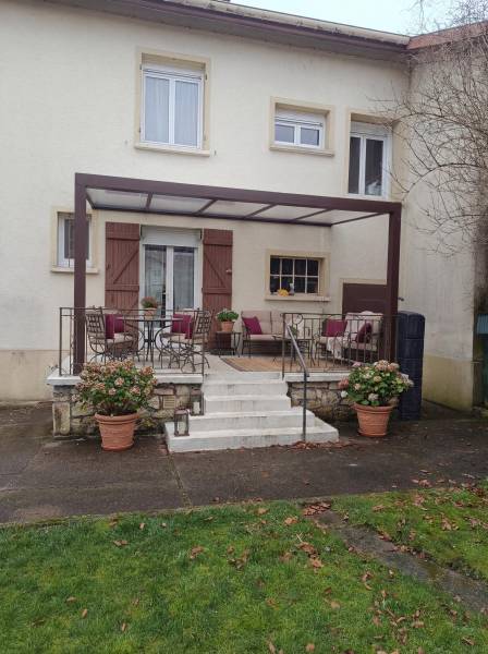 Auvent en aluminium - Pergola de terrasse sur mesure à Differdange au Luxembourg